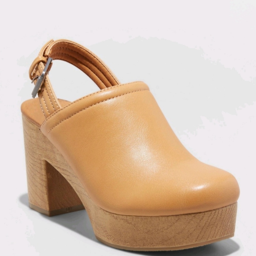 Tan Women's Platform Clogs